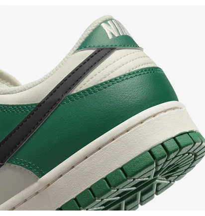 Кросівки чоловічі Nike Dunk Low Se Lottery Pack Malachite White/Green Dr9654-100