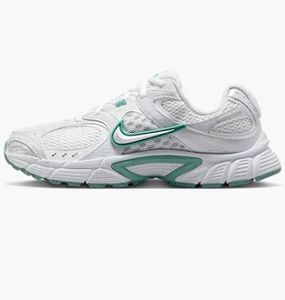Кросівки жіночі Nike V5 Rnr White HQ7901-106