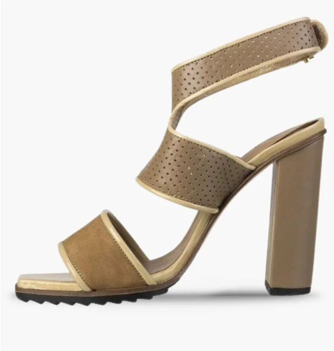 Сандали женские Lacoste Eliana Beige 7-25SRW1201158