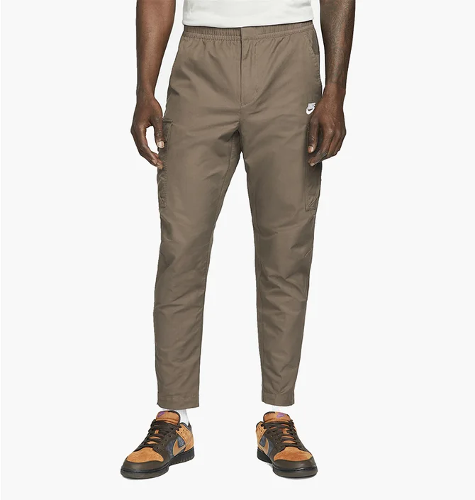 Штани чоловічі Nike Sportswear Brown DD5207-004