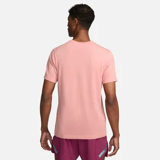 Футболка мужская Nike Dri-Fit Run Division Pink FJ2356-618