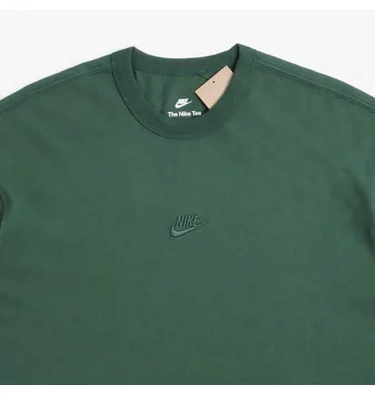 Футболка чоловіча Nike Sportswear Premium Essentials Sustainable T-Shirt Green DO7392-323