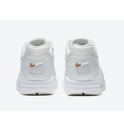 Кросівки жіночі Nike Wmns Air Max 1 Yours White DC9204-100