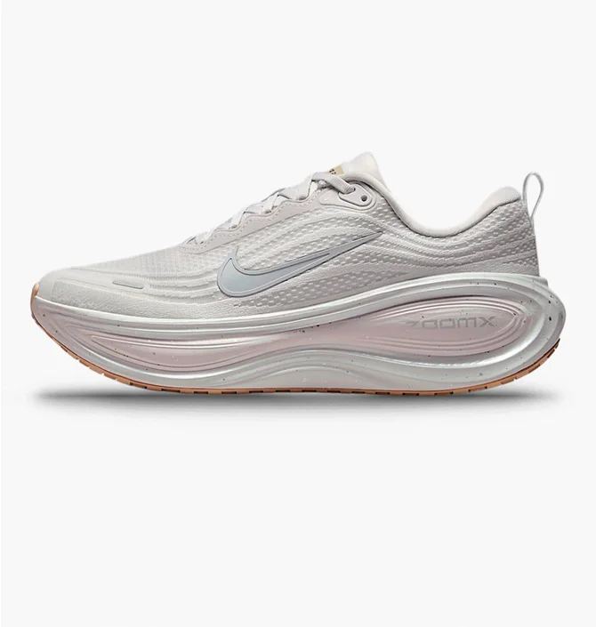 Кроссовки мужские Nike Vomero Plus White IO4323-001