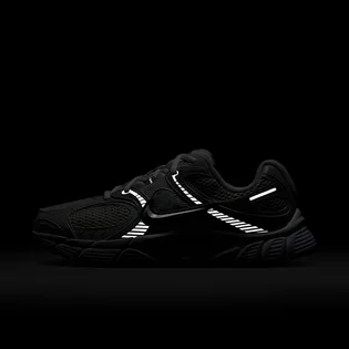Кросівки жіночі Nike V5 Rnr White HQ7901-106