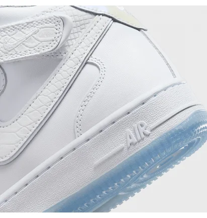 Кросівки жіночі Nike Wmns Air Force 1 Mid Yod White FN4274-100