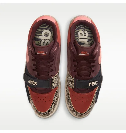 Кроссовки унисекс Nike Sb Air Trainer 1 Skate Shoes Brown IF0501-200