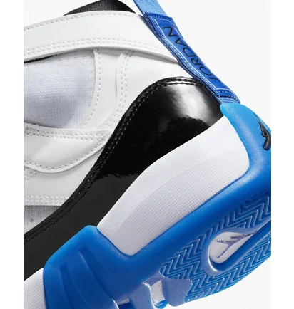 Кроссовки мужские Air Jordan Jumpman Two Trey Shoes White DO1925-140