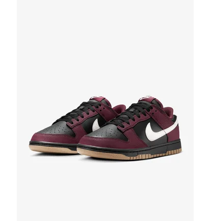 Кроссовки женские Nike W Dunk Low Nn Black/Bordo HM9658-600