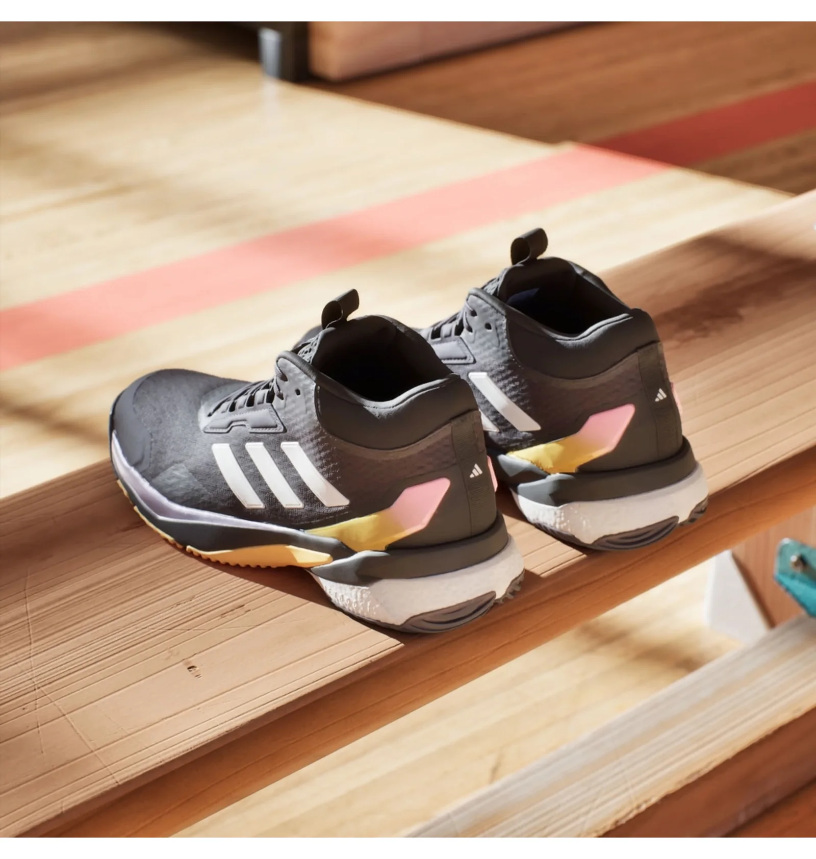 ᐉ Кроссовки женские Adidas Crazyflight 5 Mid Indoor Black IG1610