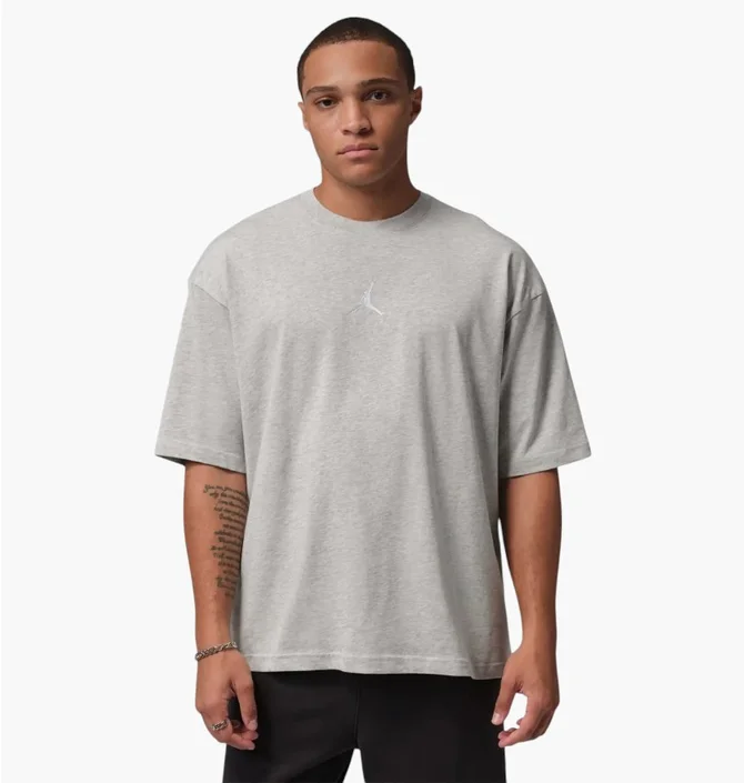 Футболка мужская Air Jordan J Flt Ess Ovsz Ss Crew Grey IB7345-050