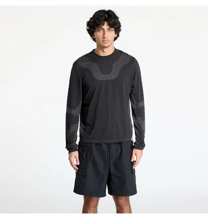 Лонгслив мужской Nike Delta River Dri-Fit Adv Black FV8906-010