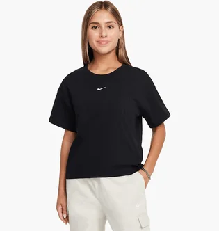 Футболка дитяча Nike Sportswear Essential Black FZ5559-010