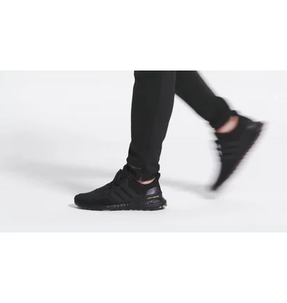 Кросівки унісекс Adidas Ultra Boost Black Gy9136