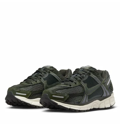 Кроссовки женские Nike Vomero 5 Black/Green FQ8898-325