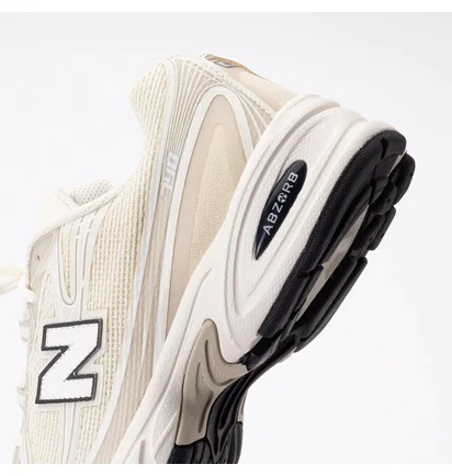 Кроссовки унисекс New Balance 740 Beige U740N9J9