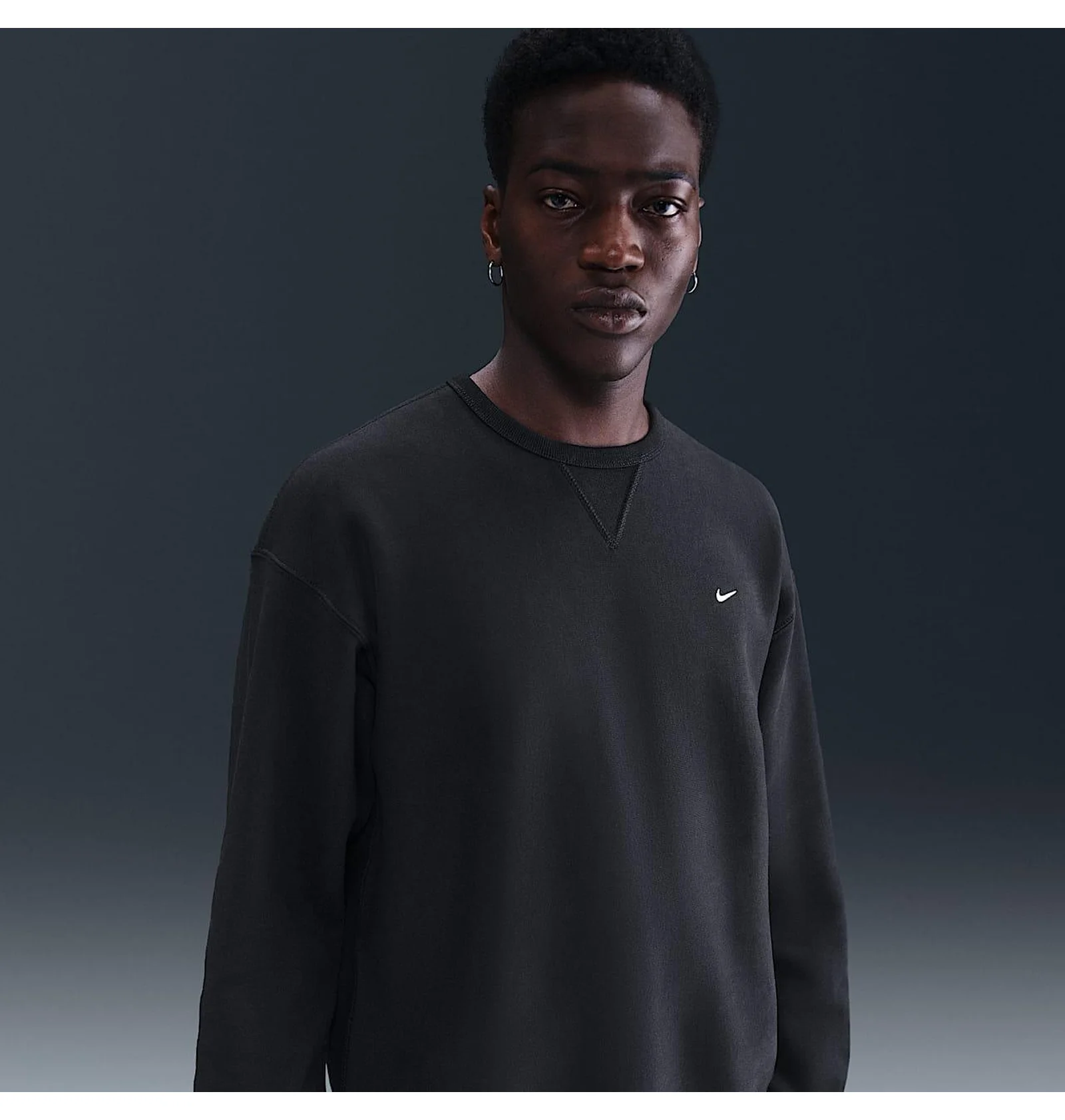 ᐉ Свитшот мужской Nike Solo Swsh Crew Black HV1086-010 - купить в