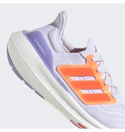 Кроссовки женские Adidas Ultraboost Light Running Shoes Light Blue HQ6354