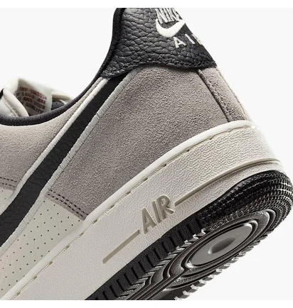 Кроссовки мужские Nike Air Force 1 07 Lv8 Grey/Beige IO2077-030