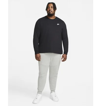 Лонгслів чоловічий Nike Sportswear Black AR5193-010