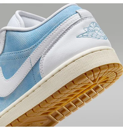 Кроссовки женские Air Jordan 1 Low White/Blue HQ2004-400