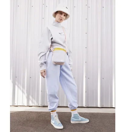 Кроссовки женские Nike Blazer Mid 77 Vintage Light Blue Dv7006-400