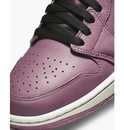 Кросівки жіночі Air Jordan 1 Low Se Violet DC7268-500