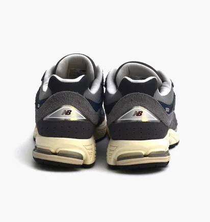 Кросівки чоловічі New Balance 2002R Grey M2002REL