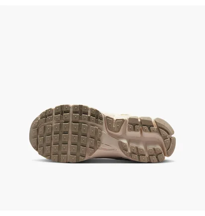 Кроссовки детские Nike Vomero 5 (Gs) Beige HF6998-106