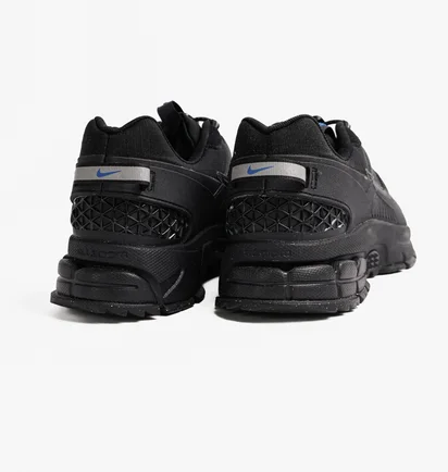 Кросівки чоловічі Nike Zoom Vomero Roam Black FV2295-002