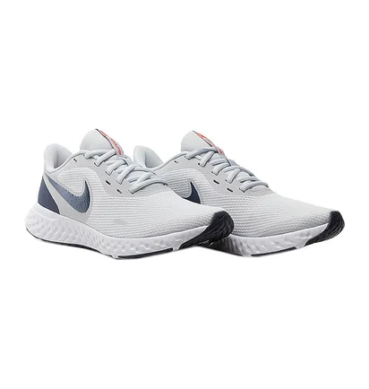 Кроссовки мужские Nike Revolution 5 White BQ3204-018