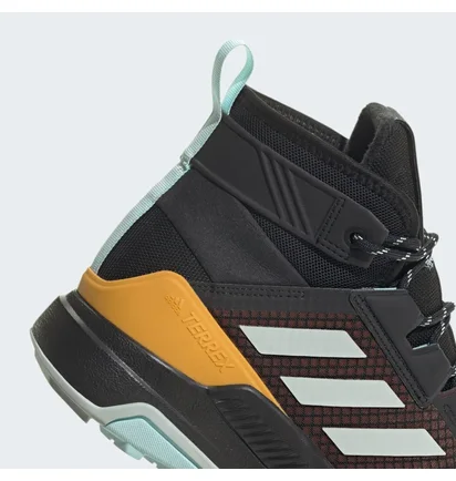 Ботинки мужские Adidas Terrex Trailmaker Mid Cold.Rdy Hiking Boots Black IF4996