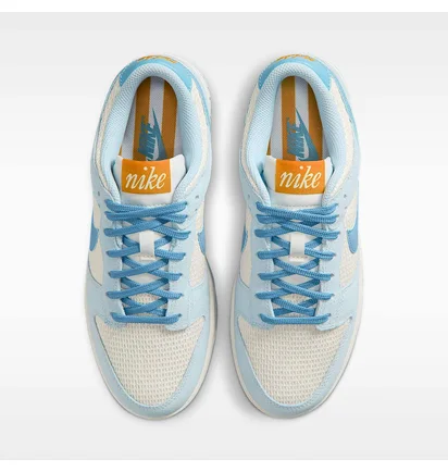Кросівки жіночі Nike Dunk Low Se White/Light Blue IH2479-100
