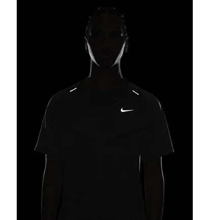 Футболка мужская Nike Dri-Fit Adv Techknit Ultra Grey Dm4753-010