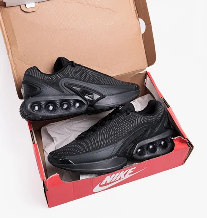 Кросівки чоловічі Nike Air Max Dn Black/Grey DV3337-002