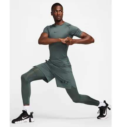 Футболка чоловіча Nike Pro Dri-Fit Short-Sleeve Top Olive FB7932-338