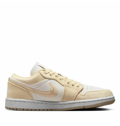 Кросівки жіночі Air Jordan 1 Low Se Beige/White FN3722-701