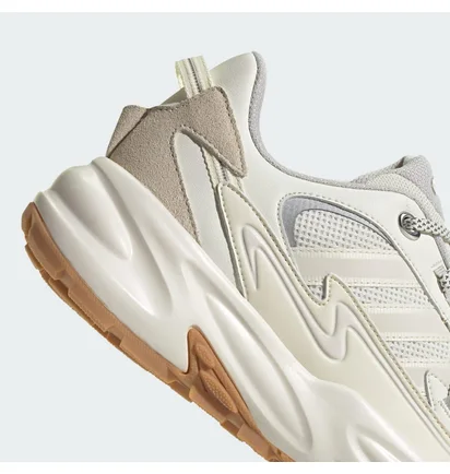 Кроссовки унисекс Adidas Ozwave Surge White JR3185