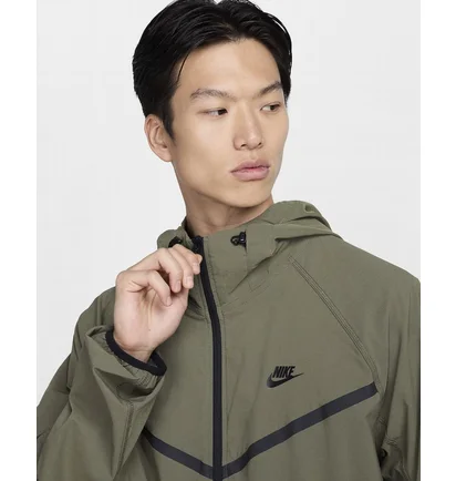 Куртка чоловіча Nike Tech Olive HM7151-223