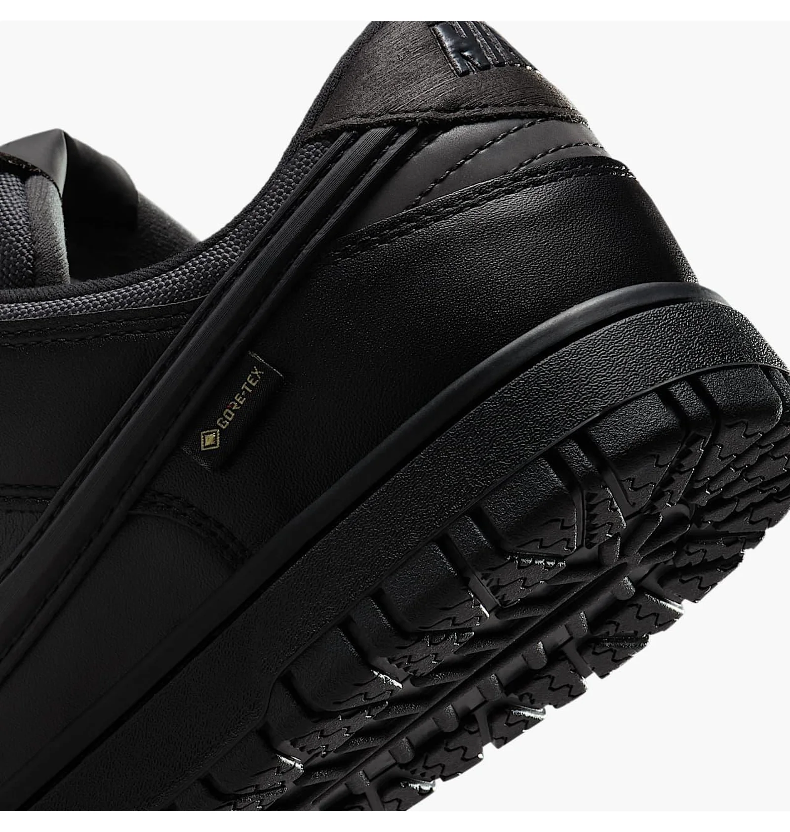ᐉ Кросівки чоловічі Nike Dunk Low Gore-Tex Black HQ2053-001