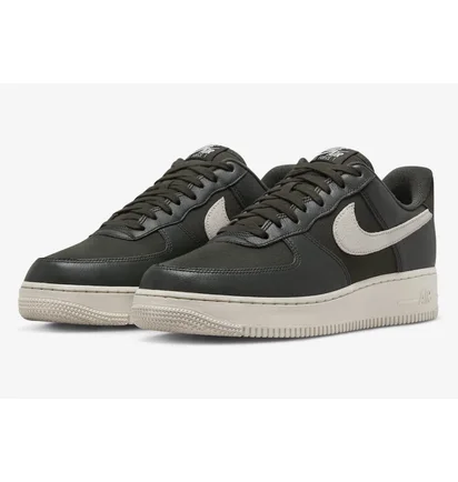Кросівки чоловічі Nike Air Force 1 07 Lx Olive DV7186-301