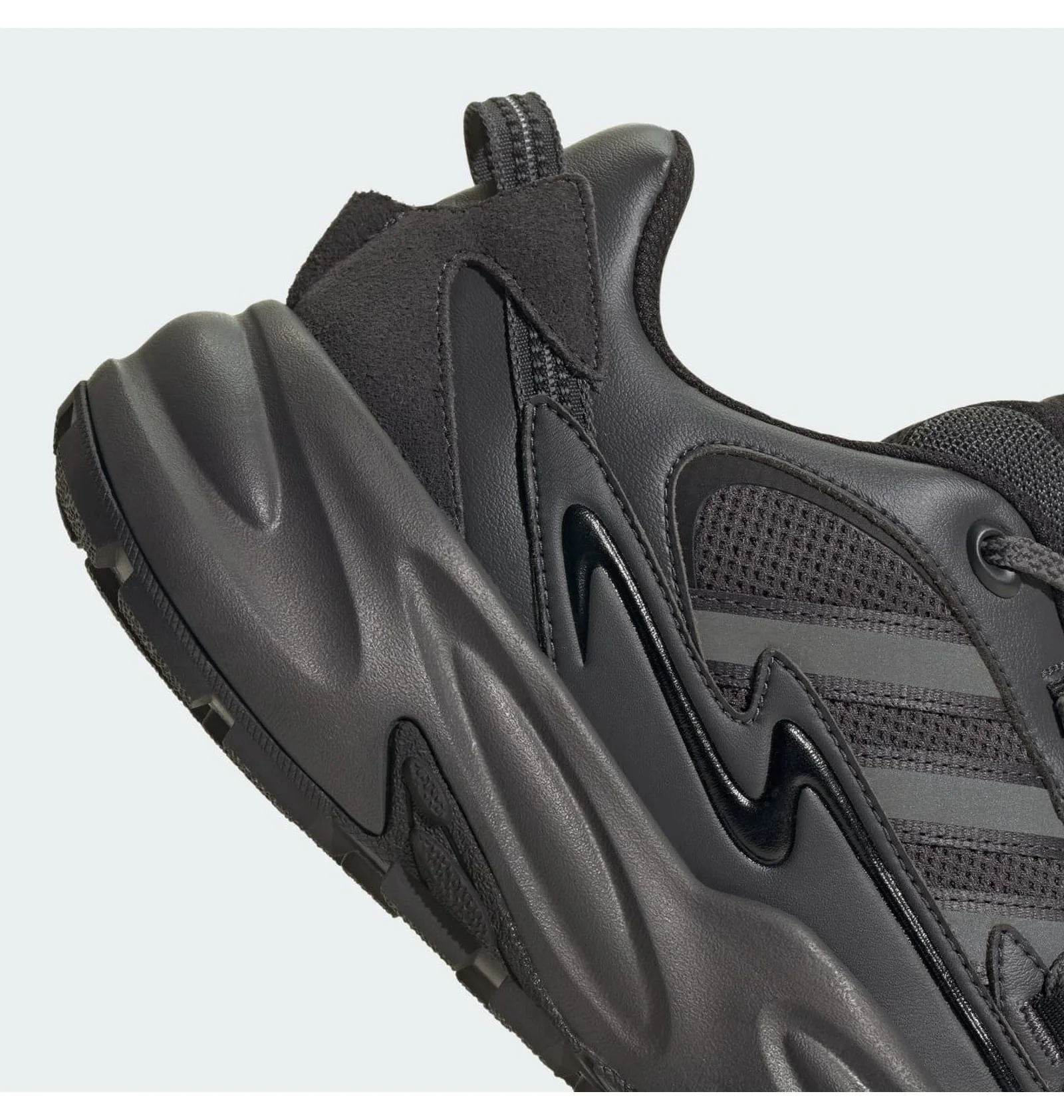 ᐉ Кросівки чоловічі Adidas Ozwave Surge Grey/Black JR3192