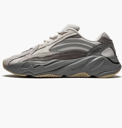 Кроссовки мужские Adidas Yeezy Boost 700 V2 Grey FU7914