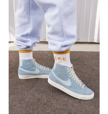Кроссовки женские Nike Blazer Mid 77 Vintage Light Blue Dv7006-400
