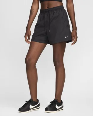 Шорты женские Nike Sportswear Classic Wovens Black FV7557-010