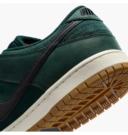 Кроссовки мужские Nike Sb Dunk Low Pro Green FJ1674-300