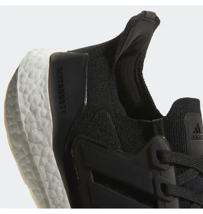 Кросівки чоловічі Adidas Ultraboost 21 Core Black FY0378