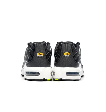 Кросівки чоловічі Nike Air Max Plus Just Do It Black DJ6876-001
