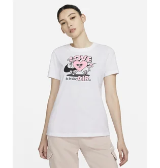 Футболка женская Nike Sportswear White DN5878-100