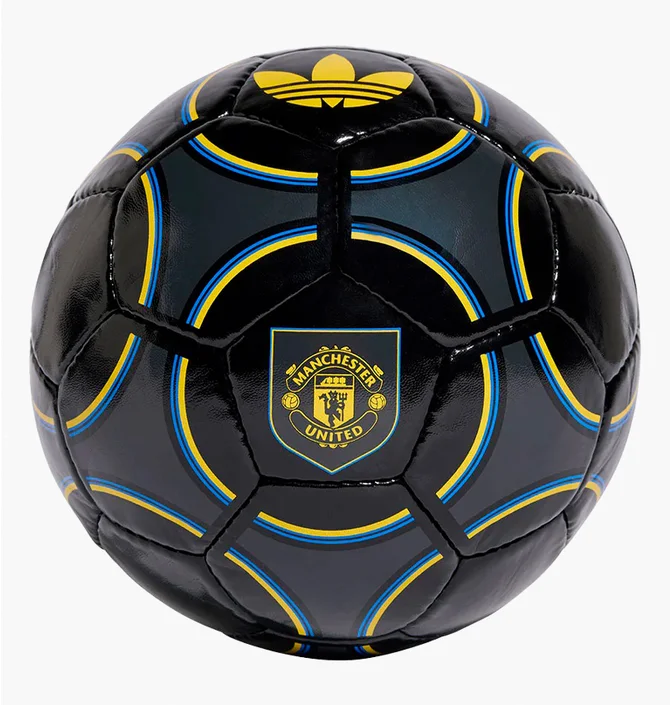 Футбольный мяч Adidas Mu Club Black JP3059
